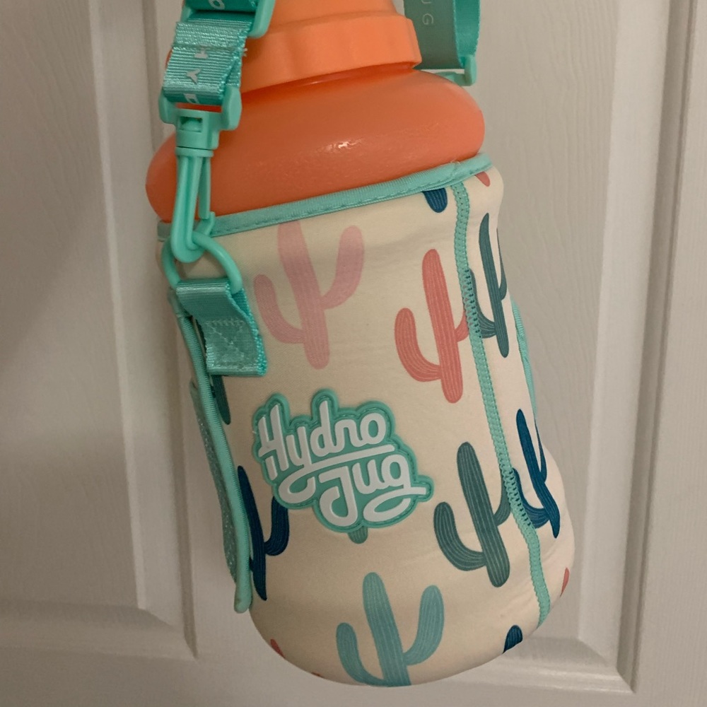 Hydrojug Peach w/ Cactus Sleeve & Straw